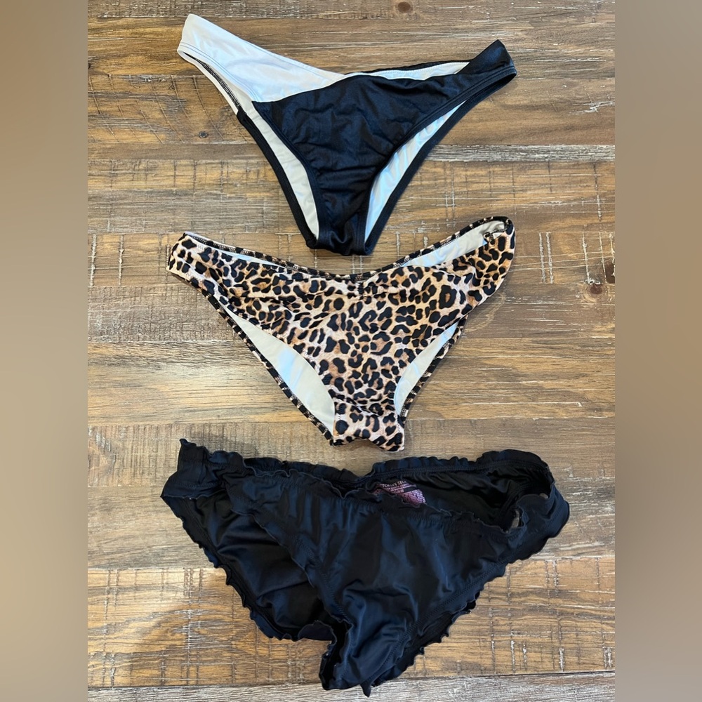 Victoria Secret miscellaneous swimsuit bottoms (3)